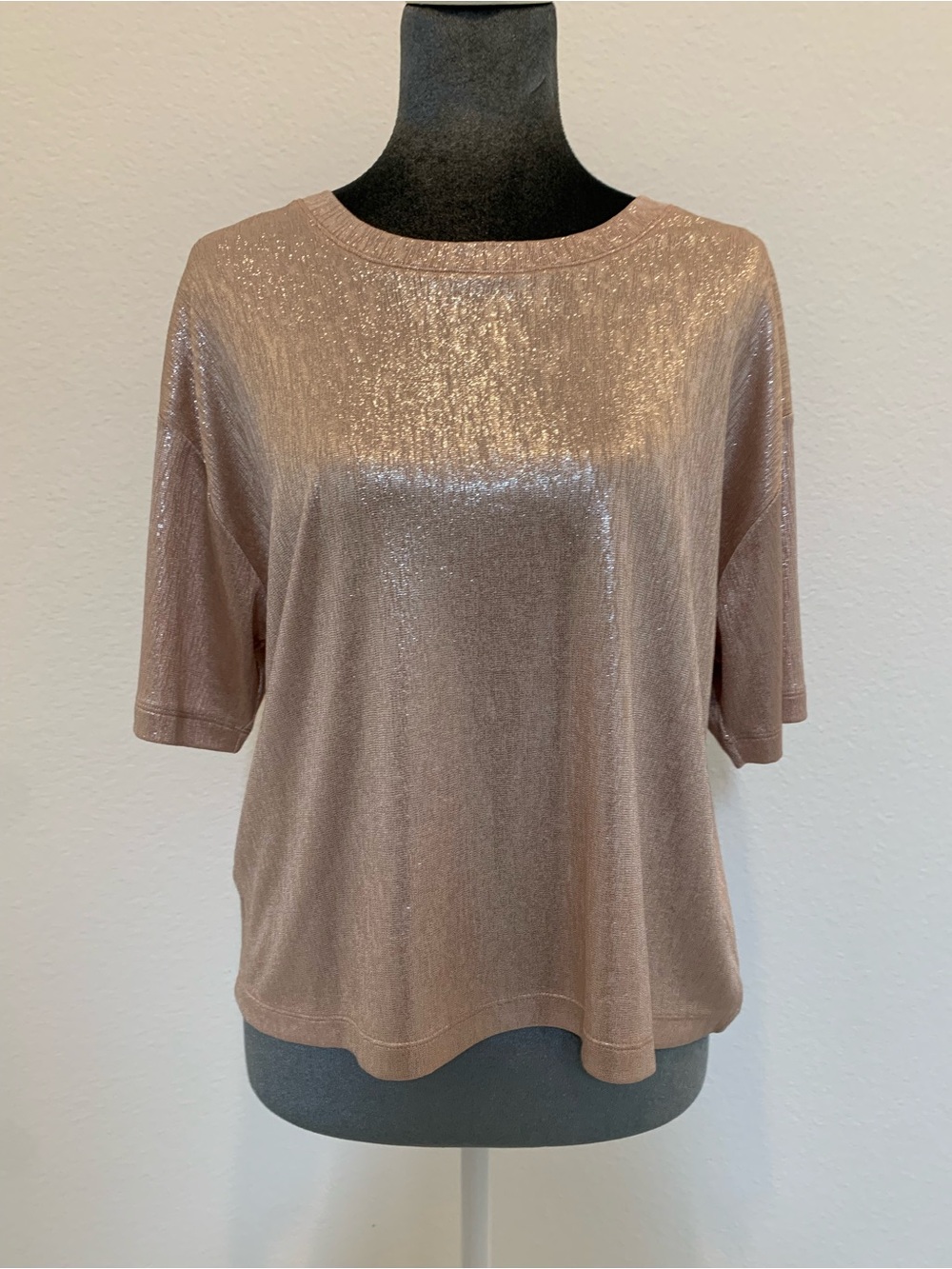 NWT Johnny Was Metallic Rose Gold Short Sleeve Tee